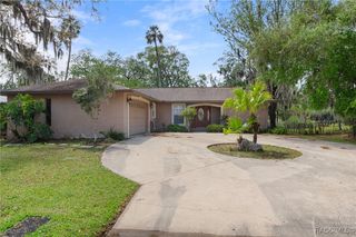 2184 N Watersedge Drive, Crystal River, FL 34429