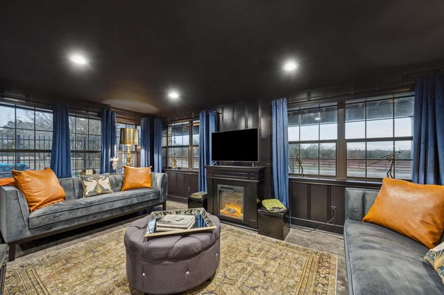 6404 Fm 1948 Road W, Burton, TX 77835