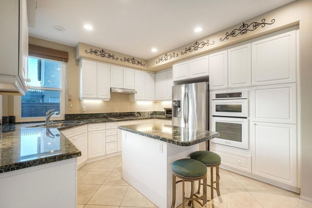 11707 Aspen View, San Diego, CA 92128 — photo 2
