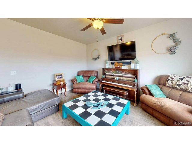 1783 Sunset Cir, Milliken, CO 80543