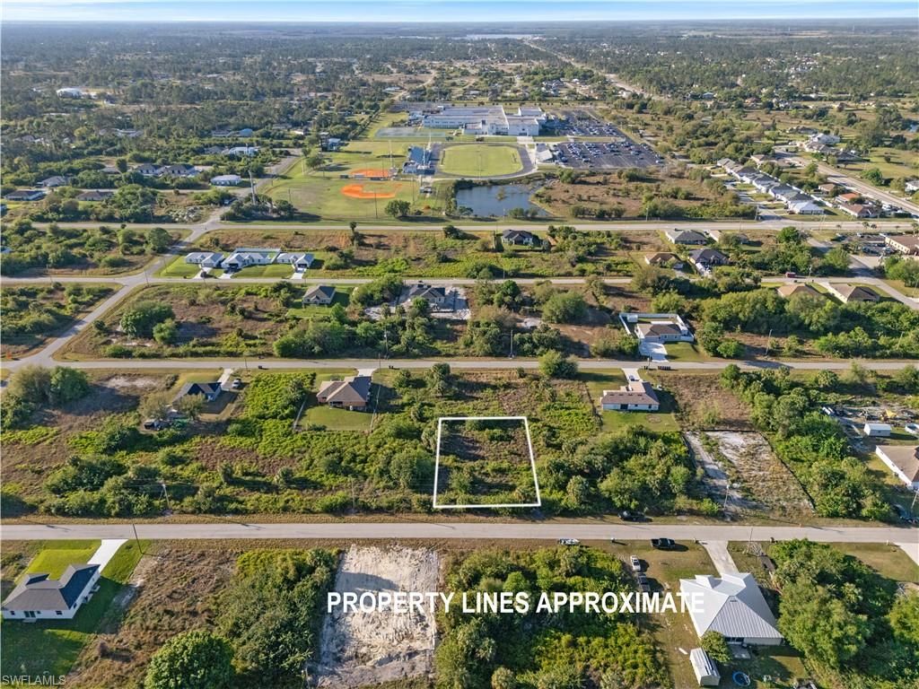 820 Casper Yost ST E, LEHIGH ACRES, FL 33974 — photo 4