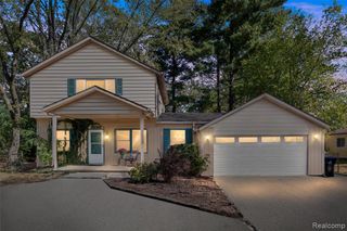 21326 Flanders Street, Farmington Hills, MI 48335