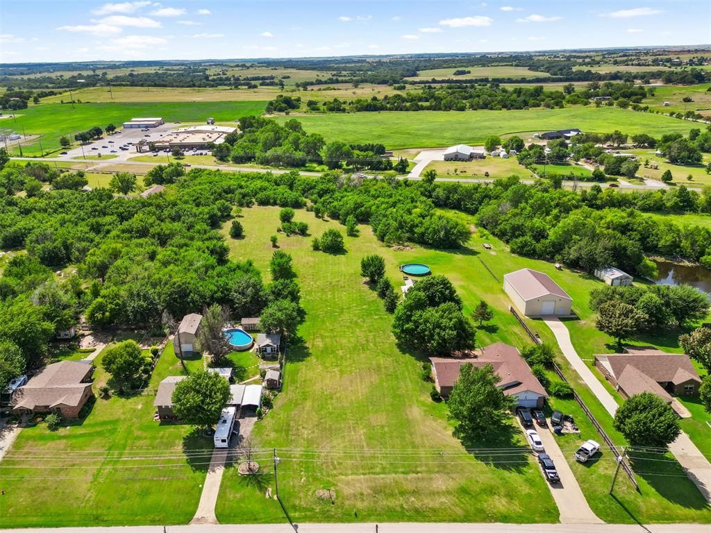 2816 S 29th Street, Chickasha, OK 73018