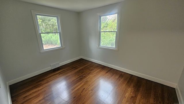 29 Mines Road, Bristol, CT 06010
