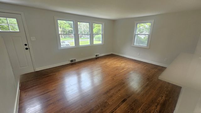 29 Mines Road, Bristol, CT 06010