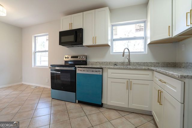 296 Rockin Hill Drive SW, Marietta, GA 30060