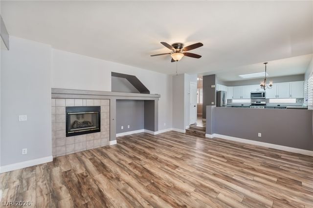 8701 Butterchurn Avenue, Las Vegas, NV 89143
