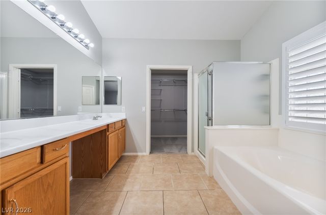 8701 Butterchurn Avenue, Las Vegas, NV 89143