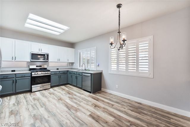 8701 Butterchurn Avenue, Las Vegas, NV 89143