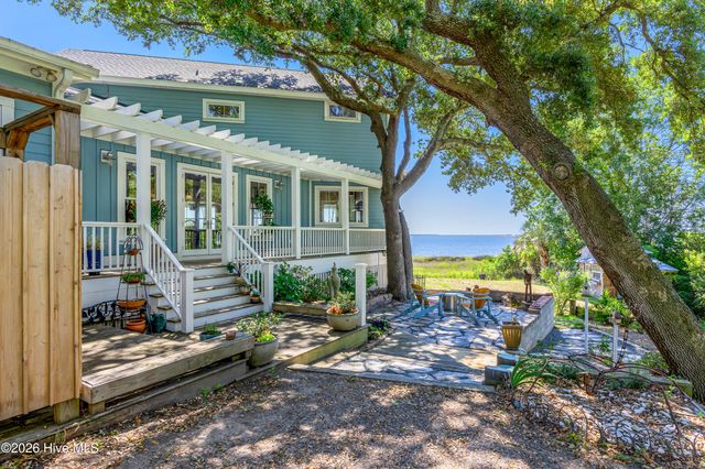 1523 Shepard Road SE, Boiling Spring Lakes, NC 28461