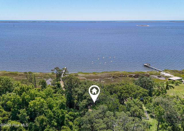 1523 Shepard Road SE, Boiling Spring Lakes, NC 28461