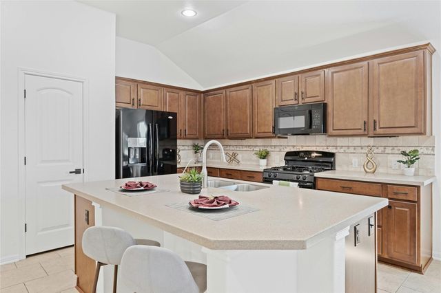 1701 Hidden Springs PATH, Round Rock, TX 78665