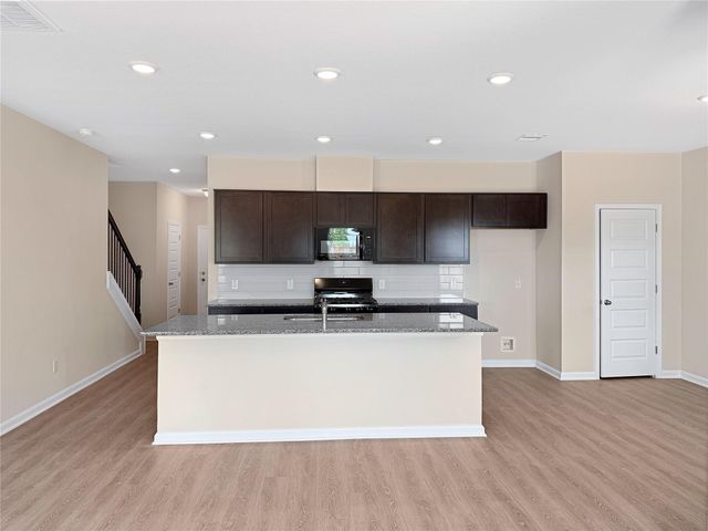 325 Stone Placa Trail, Brookshire, TX 77423