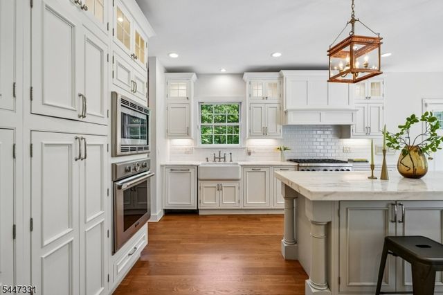 7 Gordon Rd, Essex Fells Twp., NJ 07021