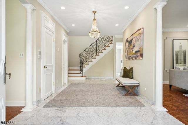 7 Gordon Rd, Essex Fells Twp., NJ 07021