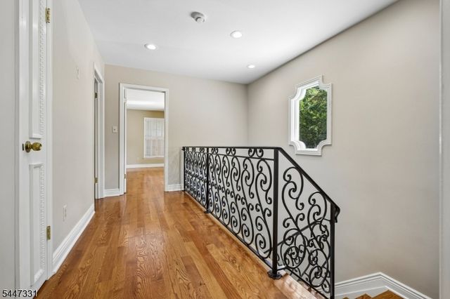 7 Gordon Rd, Essex Fells Twp., NJ 07021