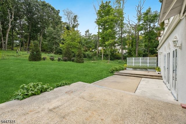 7 Gordon Rd, Essex Fells Twp., NJ 07021