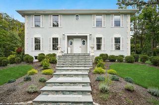 7 Gordon Rd, Essex Fells Twp., NJ 07021