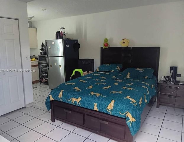 9360 SW 37th Street, Miami, FL 33165