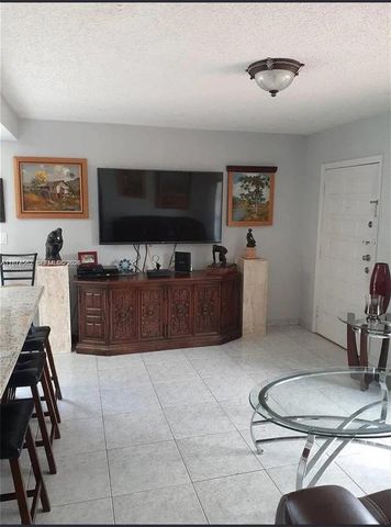 9360 SW 37th Street, Miami, FL 33165