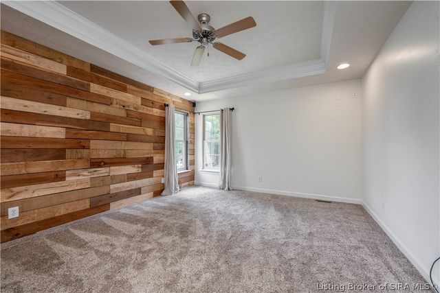 12008 Eagle Knoll Drive, Sellersburg, IN 47172