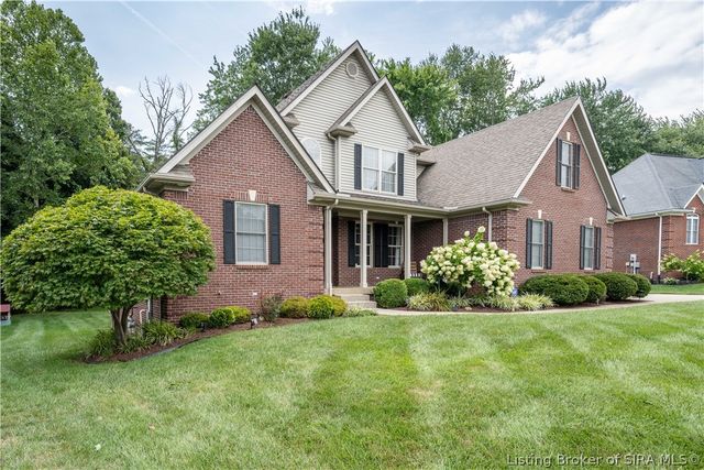 12008 Eagle Knoll Drive, Sellersburg, IN 47172
