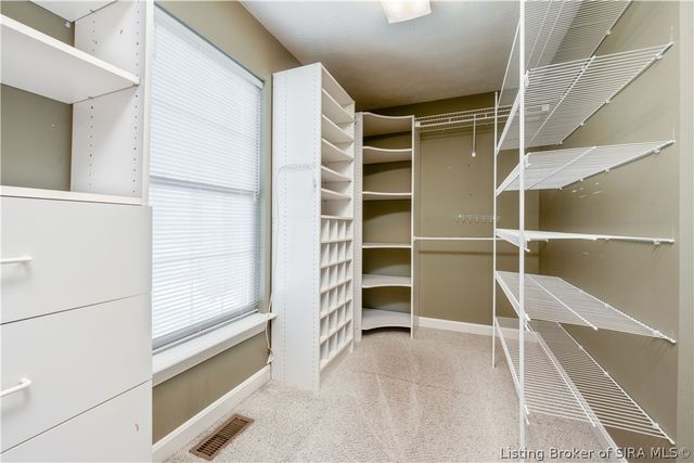 12008 Eagle Knoll Drive, Sellersburg, IN 47172