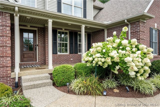 12008 Eagle Knoll Drive, Sellersburg, IN 47172