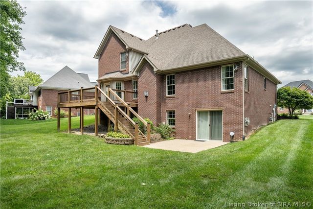 12008 Eagle Knoll Drive, Sellersburg, IN 47172