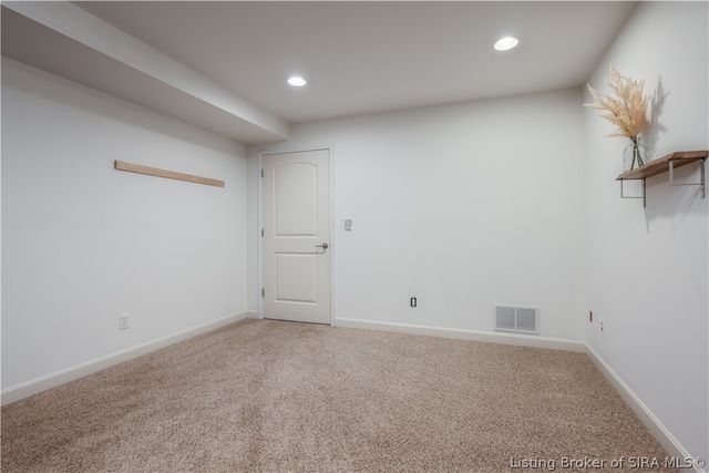 12008 Eagle Knoll Drive, Sellersburg, IN 47172