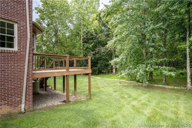 12008 Eagle Knoll Drive, Sellersburg, IN 47172