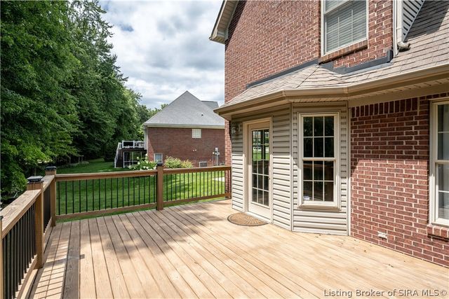 12008 Eagle Knoll Drive, Sellersburg, IN 47172