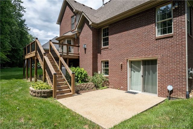 12008 Eagle Knoll Drive, Sellersburg, IN 47172