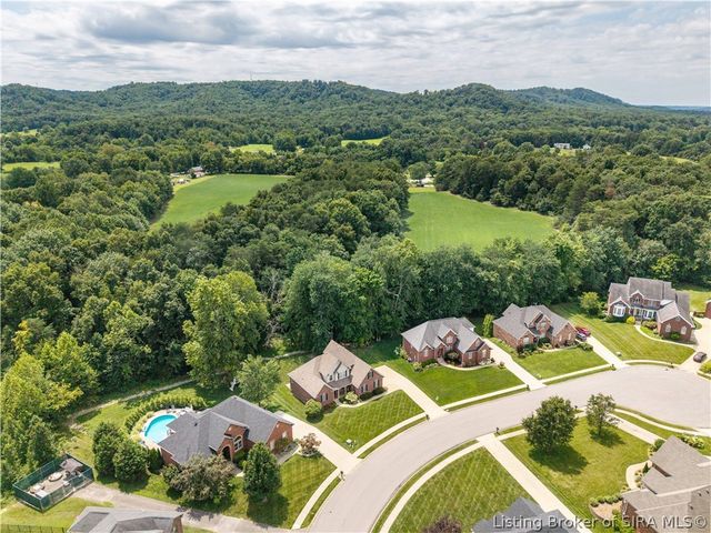 12008 Eagle Knoll Drive, Sellersburg, IN 47172