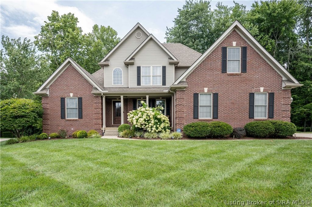 12008 Eagle Knoll Drive, Sellersburg, IN 47172