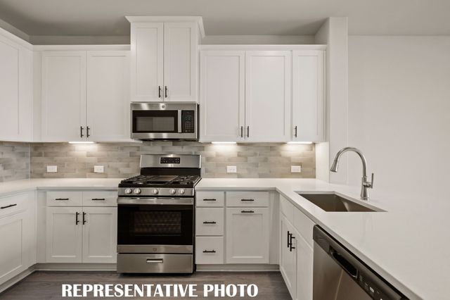 1841 Summer Aura, Mesquite, TX 75181