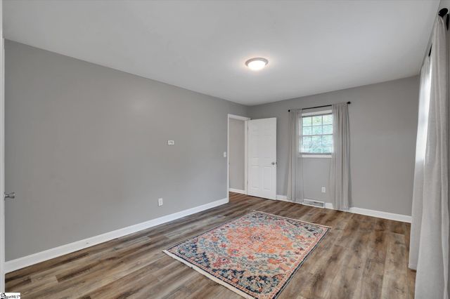 110 Lyons Court, Simpsonville, SC 29681