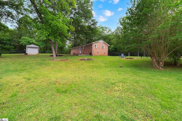 110 Lyons Court, Simpsonville, SC 29681