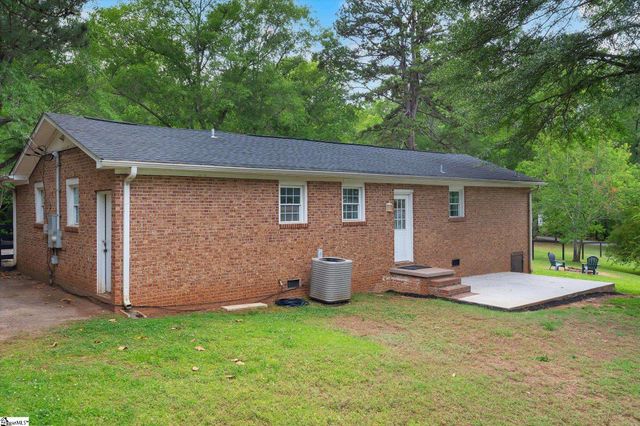 110 Lyons Court, Simpsonville, SC 29681