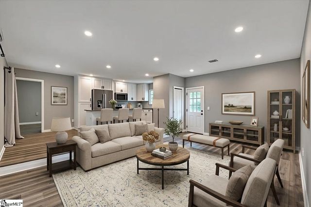 110 Lyons Court, Simpsonville, SC 29681
