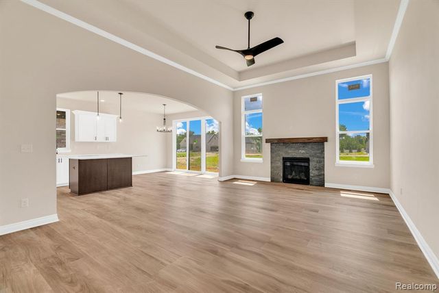 4118 Spring Meadows Drive, Sterling Heights, MI 48314