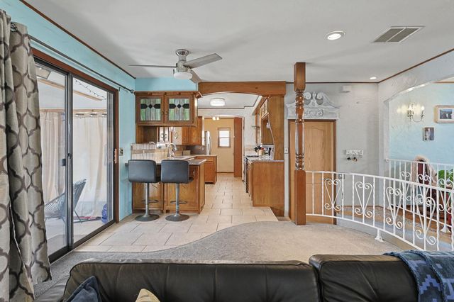 2047 N Westridge Dr, Wichita, KS 67203