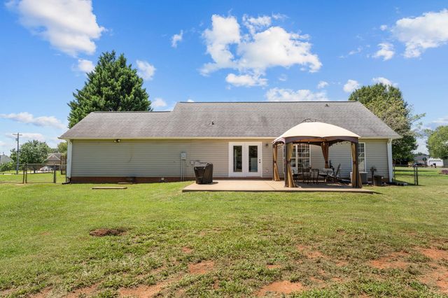 1310 Bishop Road, Inman, SC 29349