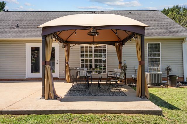 1310 Bishop Road, Inman, SC 29349