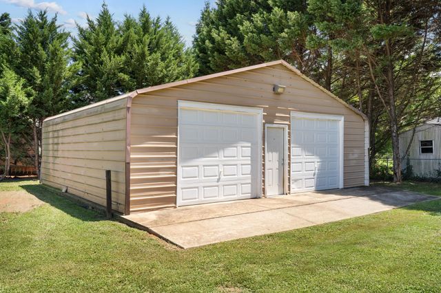 1310 Bishop Road, Inman, SC 29349