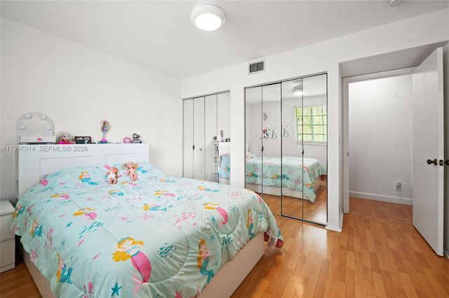 3676 San Simeon Cir, Weston, FL 33331