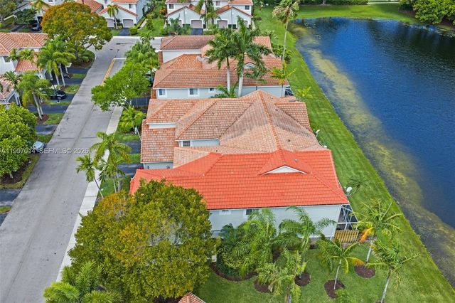 3676 San Simeon Cir, Weston, FL 33331