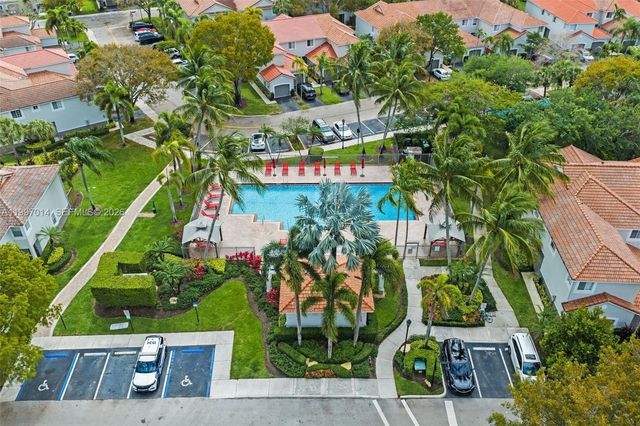 3676 San Simeon Cir, Weston, FL 33331