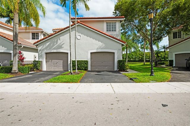 3676 San Simeon Cir, Weston, FL 33331