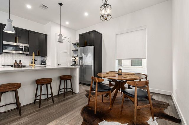 5830 Winsome Lane, Houston, TX 77057